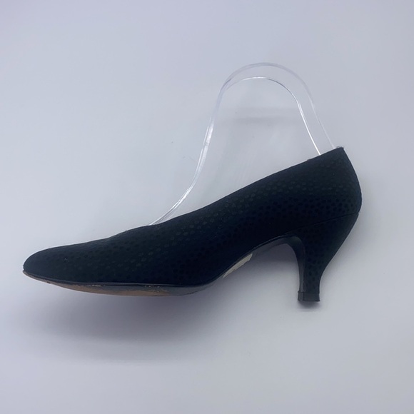 Henri Bendel - Vintage Black Dot Fabric Print Kitten Heels Made In Spain Size 6 - Picture 4 of 16